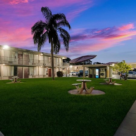 Red Roof Inn Vero Beach - I-95 Екстериор снимка