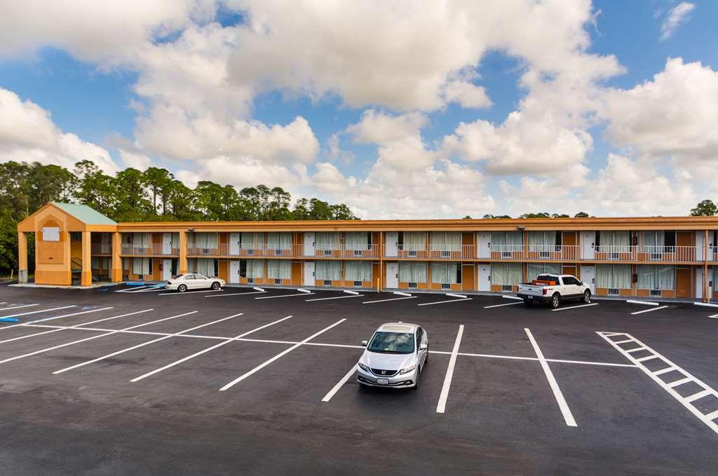 Red Roof Inn Vero Beach - I-95 Екстериор снимка
