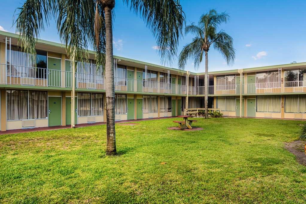Red Roof Inn Vero Beach - I-95 Екстериор снимка