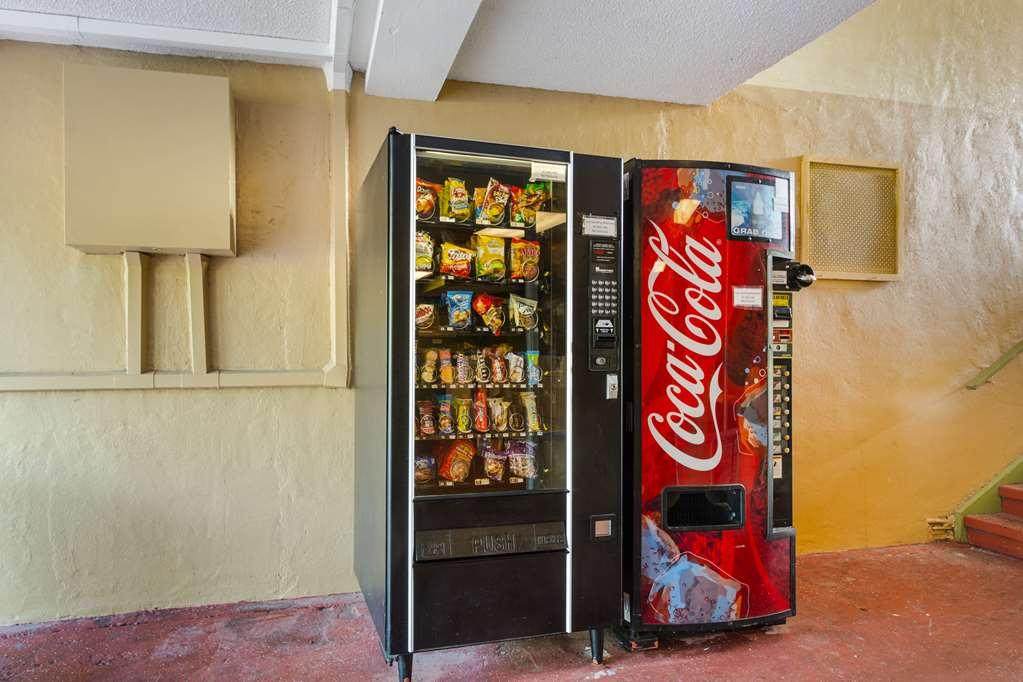 Red Roof Inn Vero Beach - I-95 Съоръжения снимка