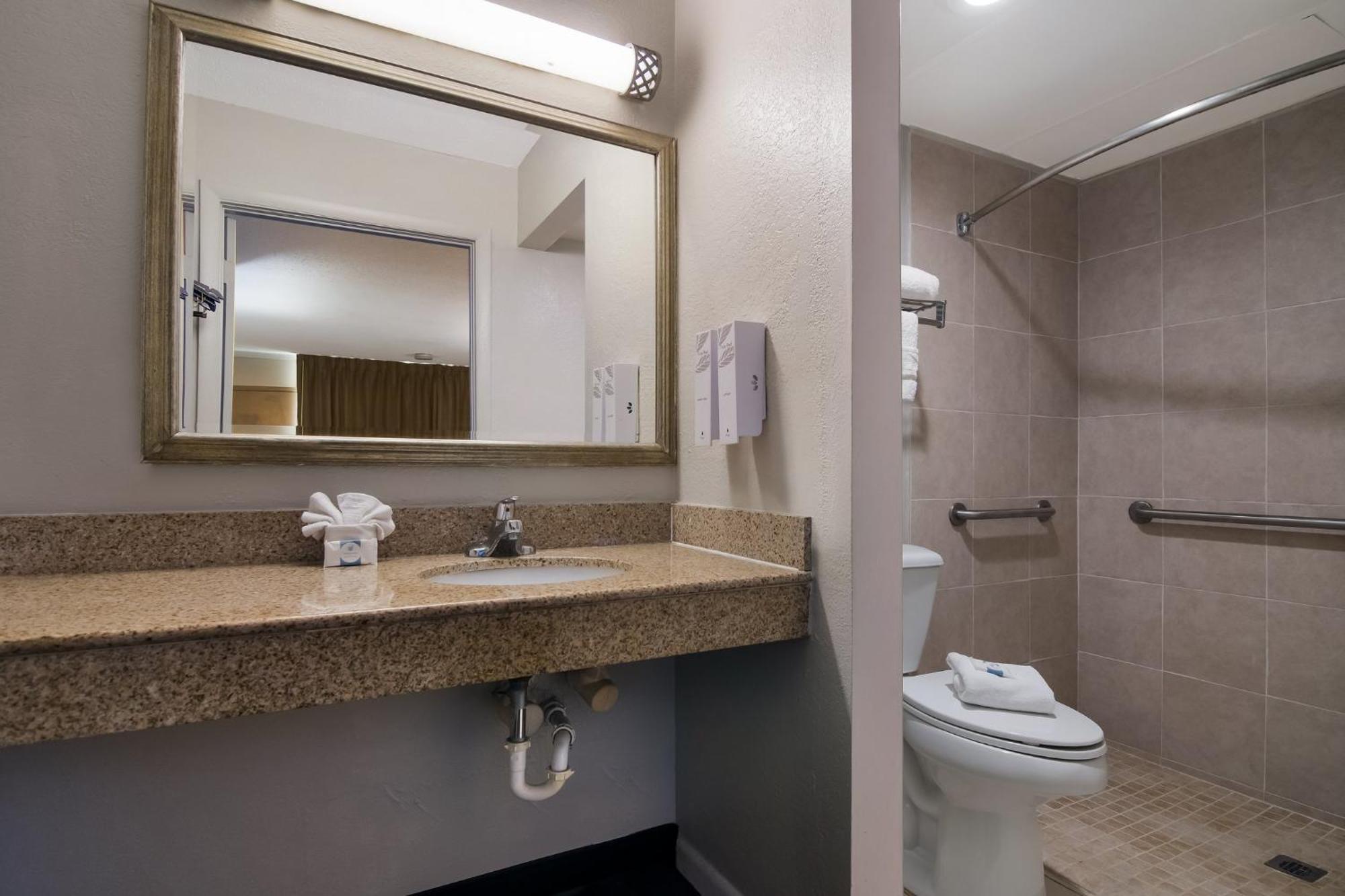 Red Roof Inn Vero Beach - I-95 Екстериор снимка